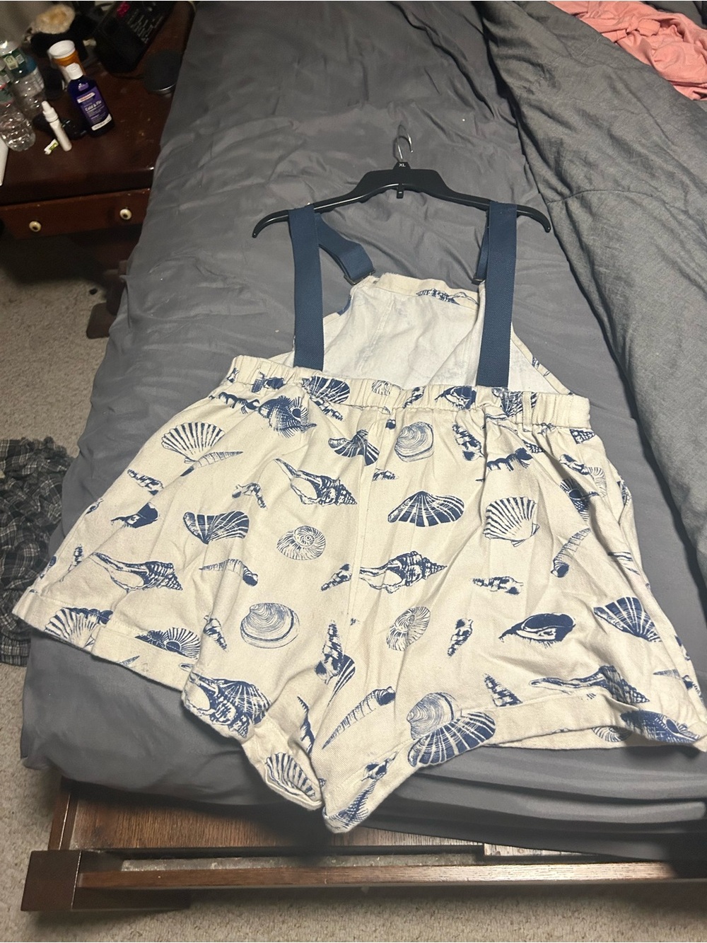 Women’s Cream Shell-Print Overall Shorts - Picture 3 of 8